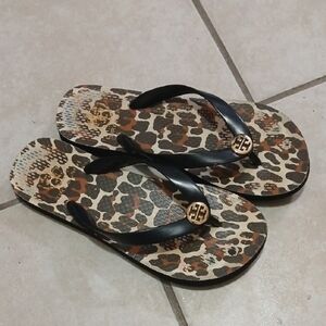TORY BURCH Womens Size 6 Leopard Print Flip Flops